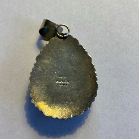 Marcella James, Navajo, jewelry pendant - Picture 3 of 3
